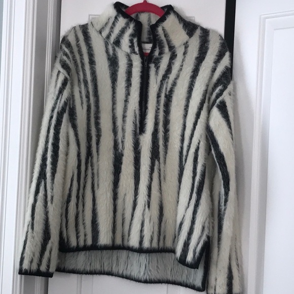 Anthropologie Sweaters - Anthropologie Zip-Up Sweater XS